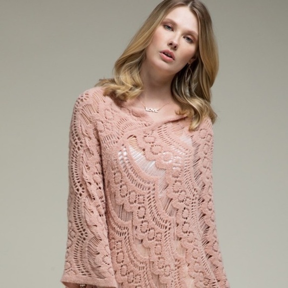 Women's Ruggine Prairie Inspired Knit V-Neck Fringe Poncho Blush Pink One Size - Picture 2 of 5